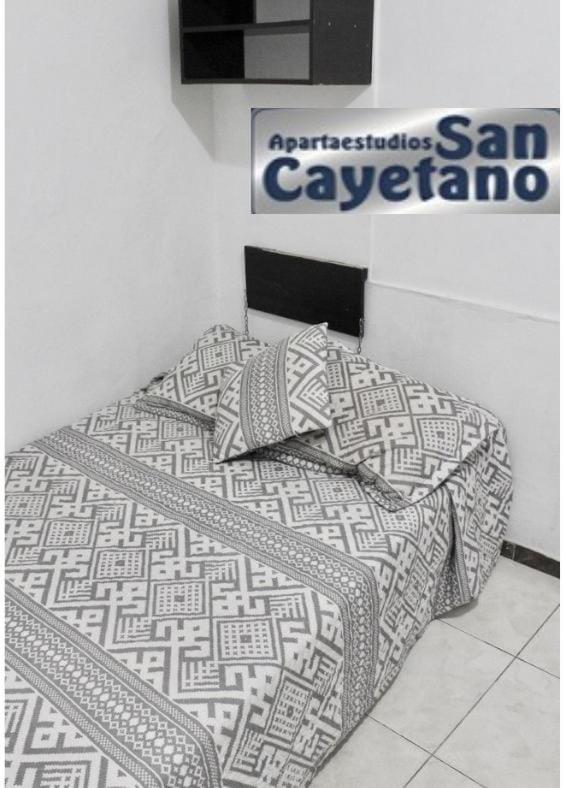 Apartaestudios San Cayetano Cali Ngoại thất bức ảnh
